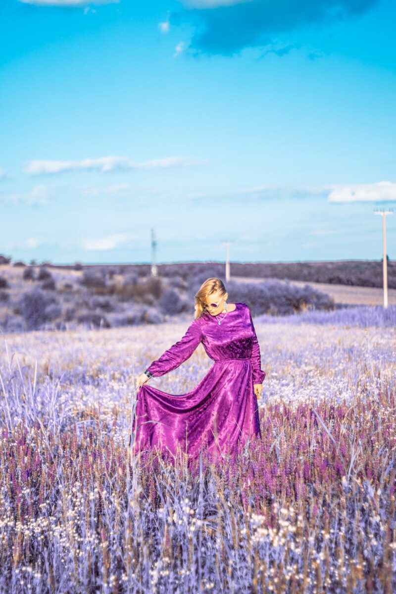 Vestido roxo Significado do sonho: Explorando o simbolismo